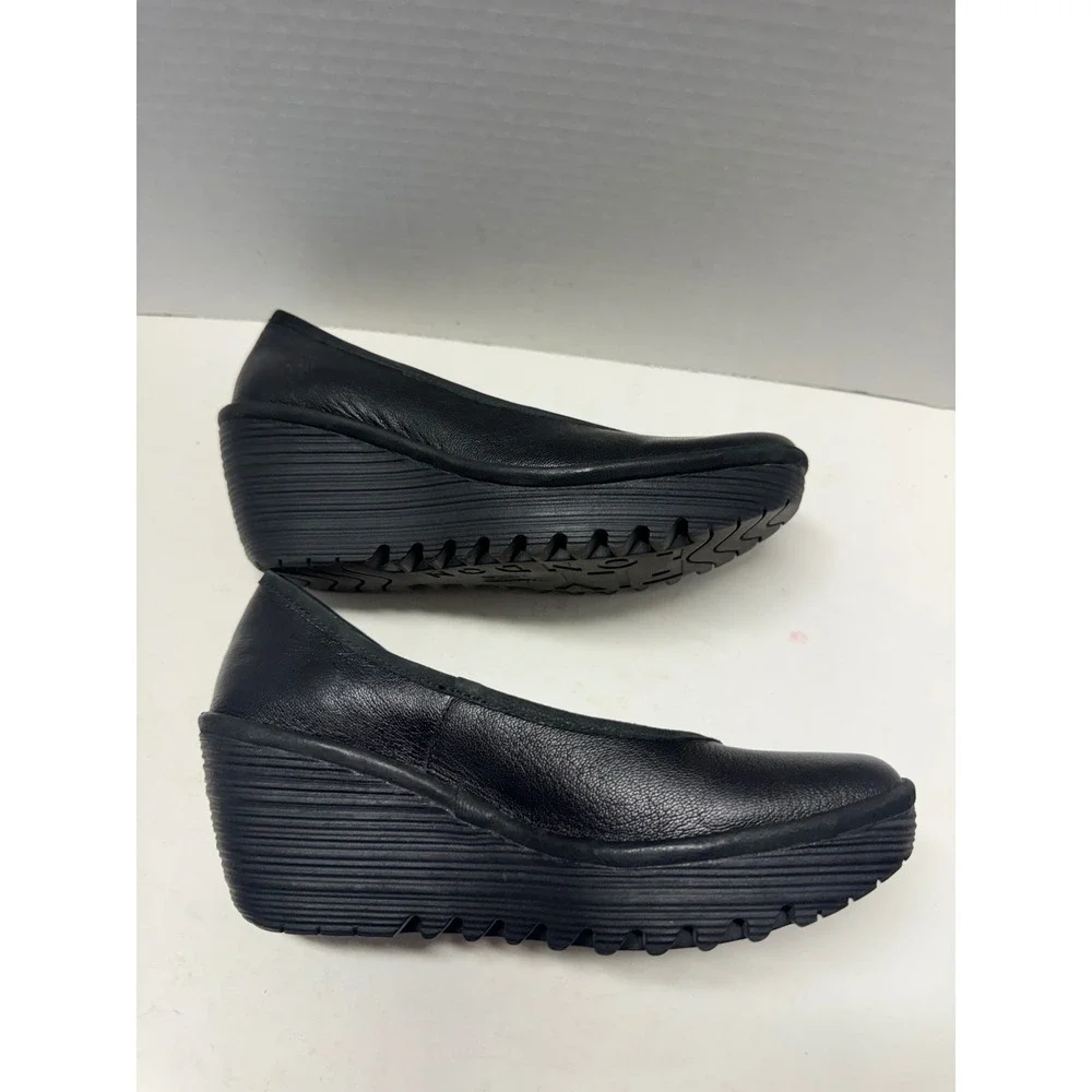 Fly London YAZ Black Leather Wedge Pumps Platform Shoes Size 37 6.5